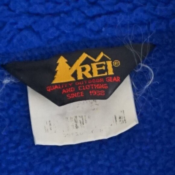 REI Blue Teddy Bear Fleece Outdoor Hiking Performance Wear Zip Up Sweater Vest L - Picture 9 of 9